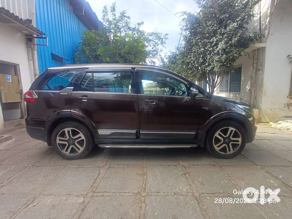 Tata Hexa 2.2 Xta 4x2 6 Str Dual Tone, 2017, Diesel