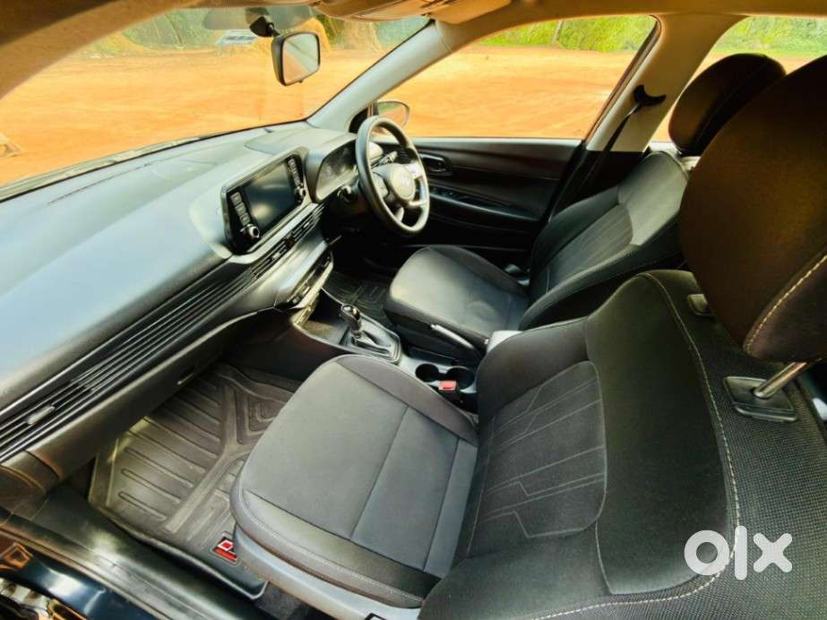 Hyundai I20 Sportz 1.2 Ivt, 2022, Petrol