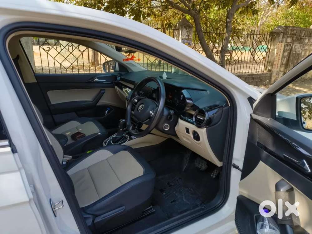 Skoda Slavia Style 1.0l Tsi At, 2022, Petrol