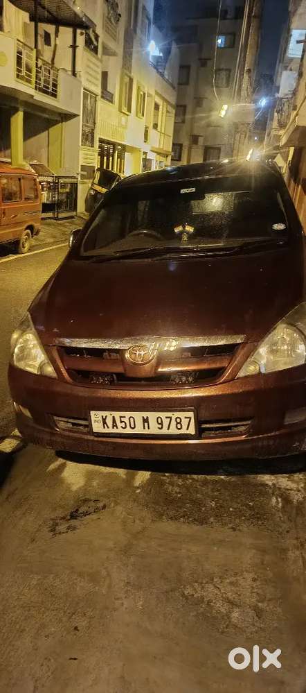 Toyota Innova 2006 Diesel 160000 Km Driven