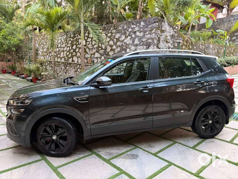 Skoda Kushaq 1.0 Tsi Ambition At, 2023, Petrol