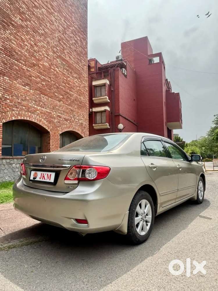 Toyota Corolla Altis, 2013, Petrol