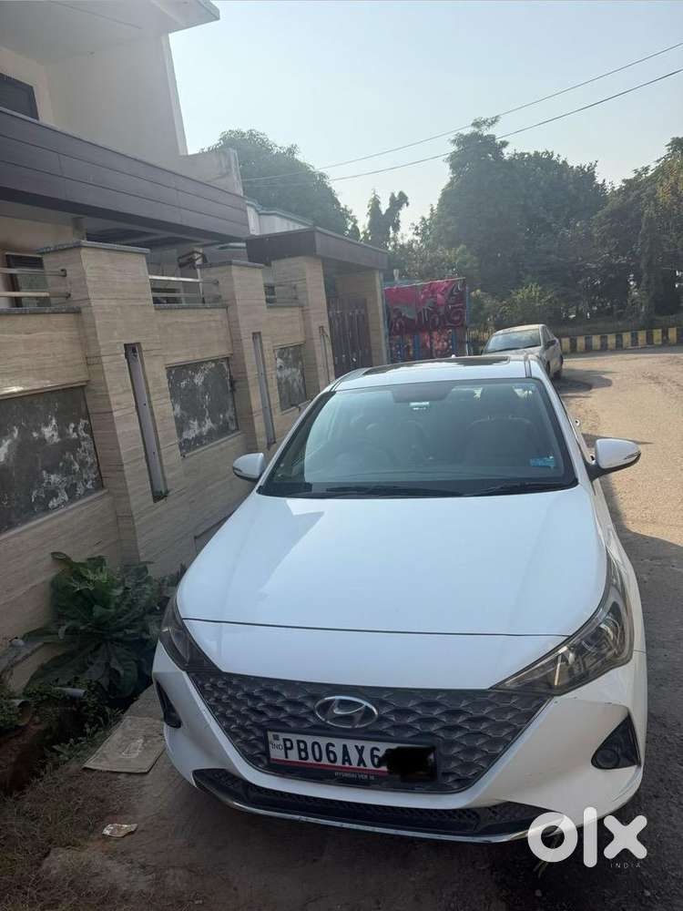 Hyundai Verna 2020 Petrol Well Maintained Top Model With Sunroof