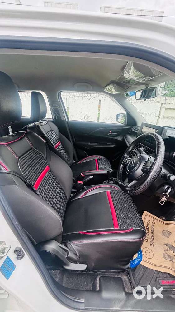 Maruti Suzuki Swift Vxi Optional, 2025