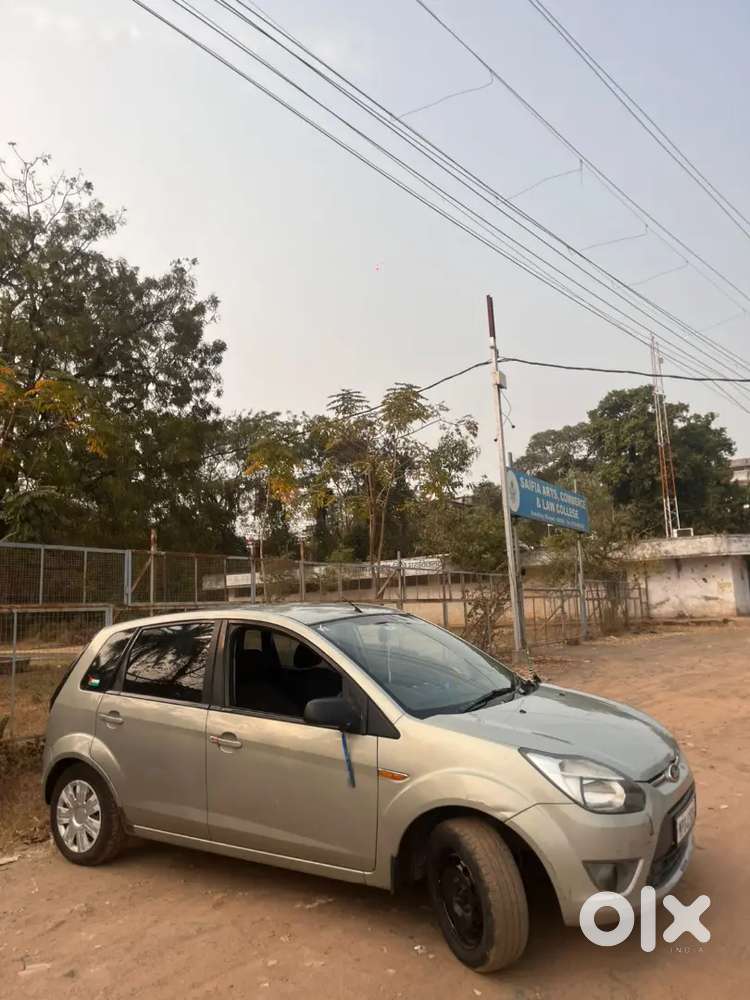 Ford Figo 1.2 Plus 2012