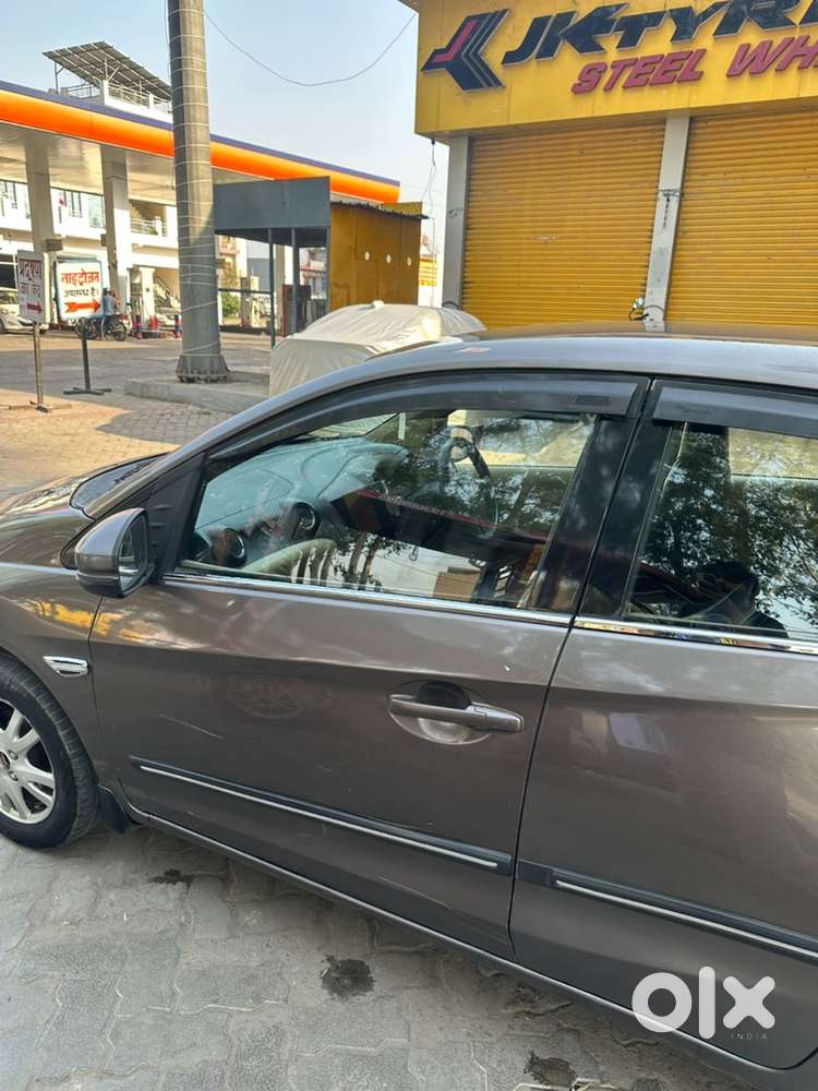 Honda Brio 2014 Petrol Well Maintained