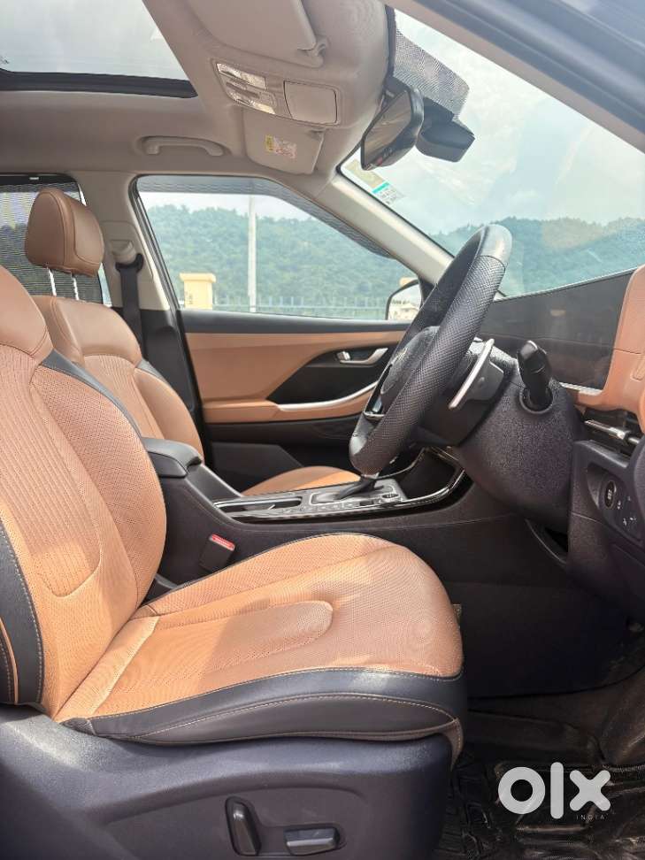 Hyundai Alcazar Signature 1.5 Petrol Dct 6str, 2024, Petrol