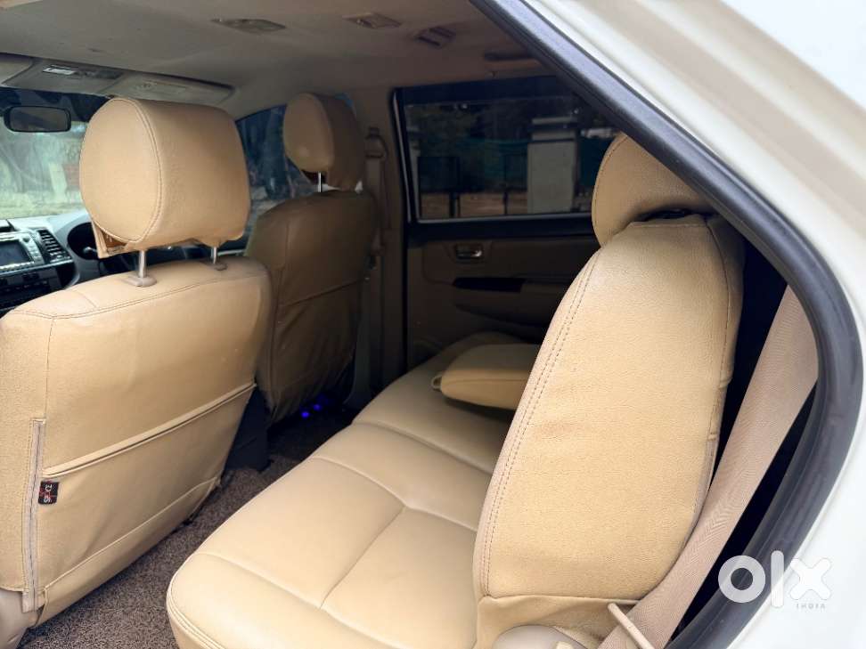 Toyota Fortuner 3.0 4x2 Mt, 2012, Diesel