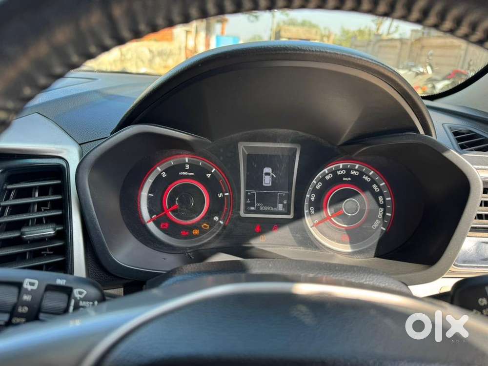 Mahindra Xuv300 Diesel Good Condition