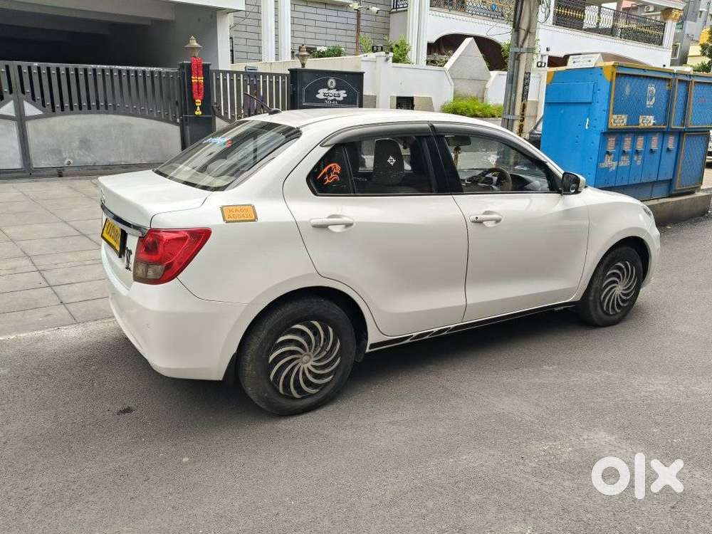 Maruti Suzuki Dzire 1.2 Vxi Cng, 2024, Cng & Hybrids