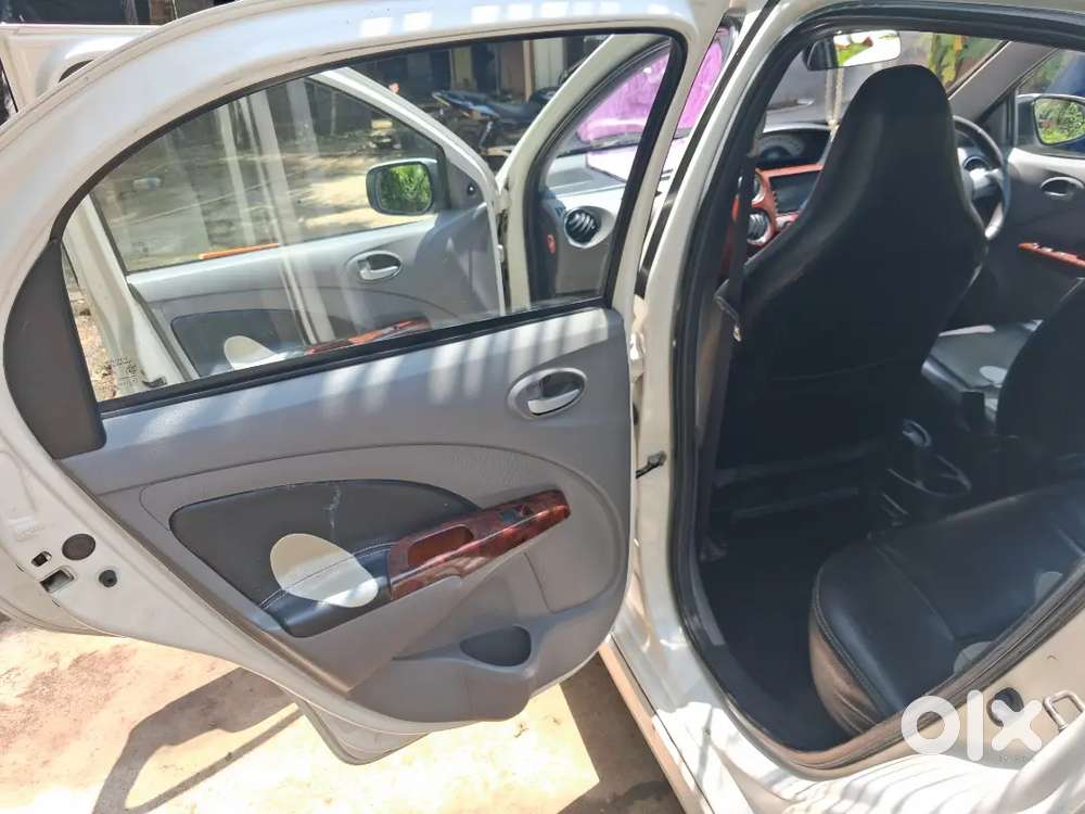 Toyota Etios Liva 2011