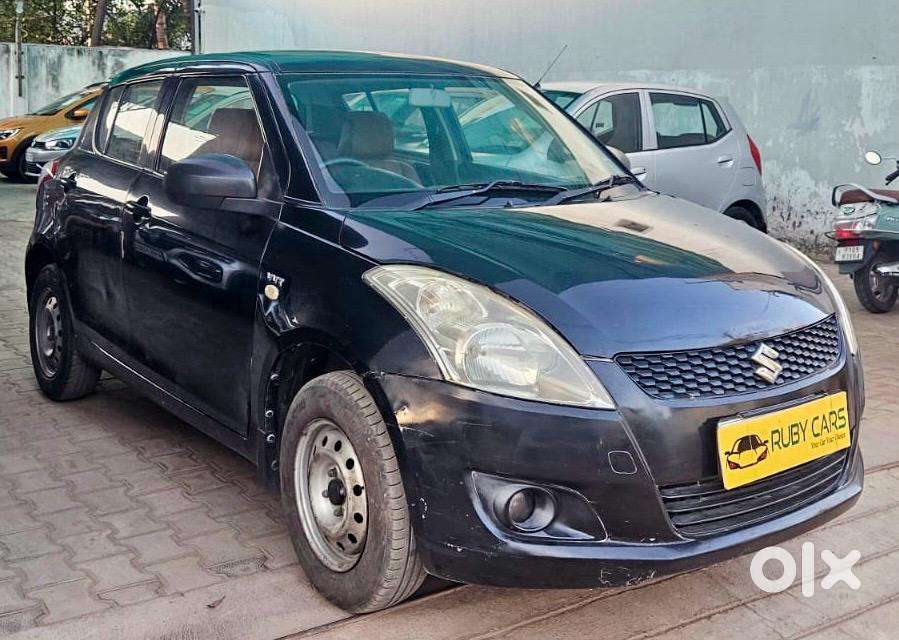 Maruti Suzuki Swift 2011-2014 Lxi, 2013, Petrol
