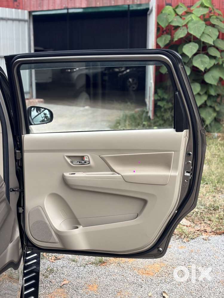 Maruti Suzuki Ertiga Zxi Plus Shvs, 2019, Petrol