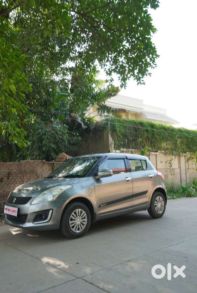 Maruti Suzuki Swift Vxi Abs Bsiv, 2016, Petrol