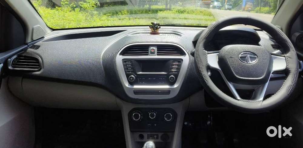 Tata Tiago 1.2 Revotron Xt, 2017, Petrol