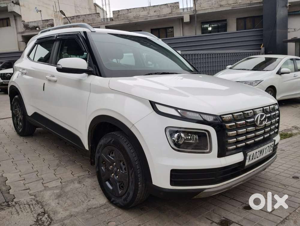 Hyundai Venue Sx, 2024, Petrol