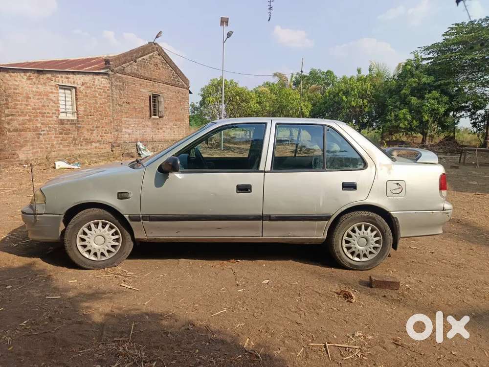 Maruti Esteem Vxi Bs 3 Cng & Petrol