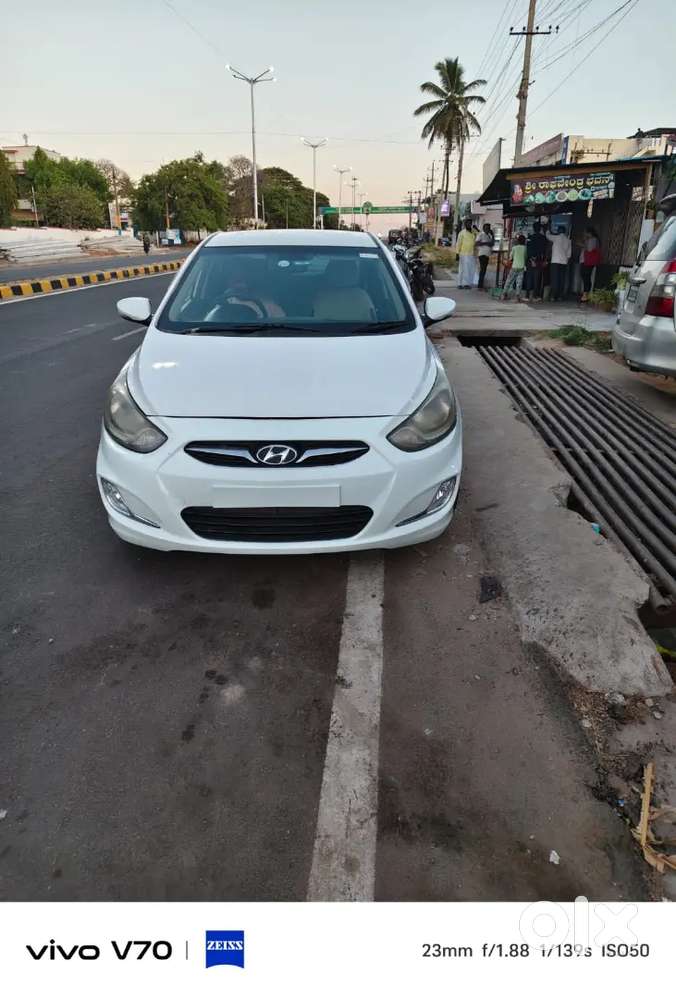 Hyundai Verna 2015 Diesel Crdi Well Maintained