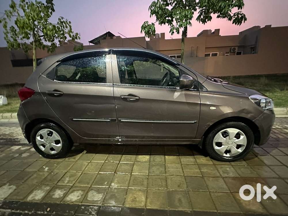 Tata Tiago Petrol 2017