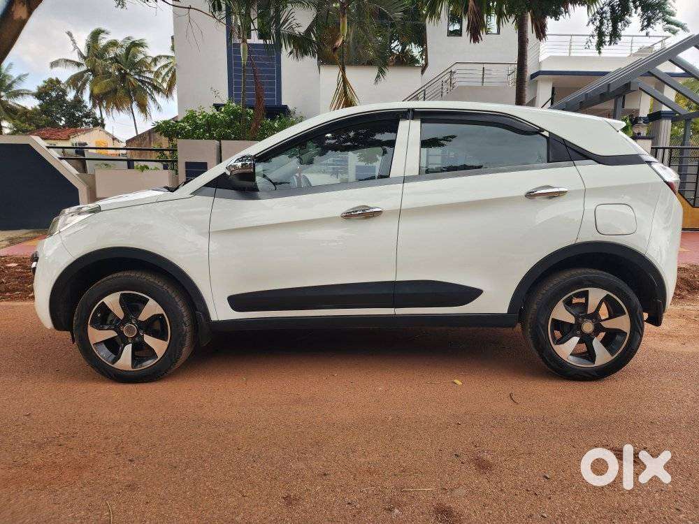 Tata Nexon 1.5 Revotorq Xm (s), 2019, Diesel