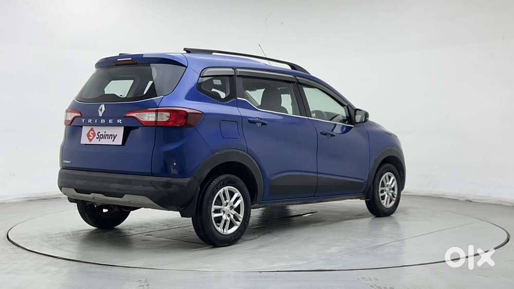 Renault Triber Rxt, 2023, Petrol