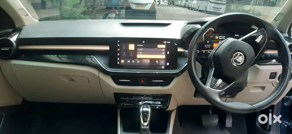 Skoda Slavia 1.0 Tsi Style At, 2024, Petrol