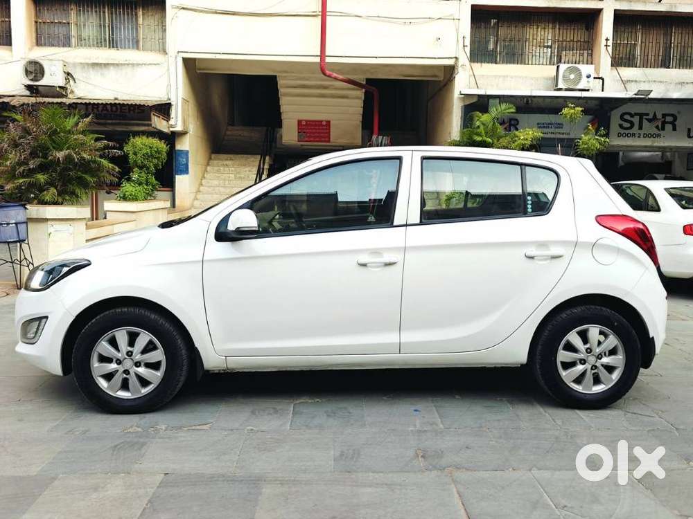 Hyundai I20 Sportz 1.2 Bs-iv, 2013, Petrol