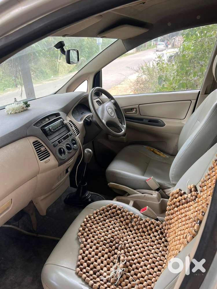 Toyota Innova 2006 Diesel Well Maintained