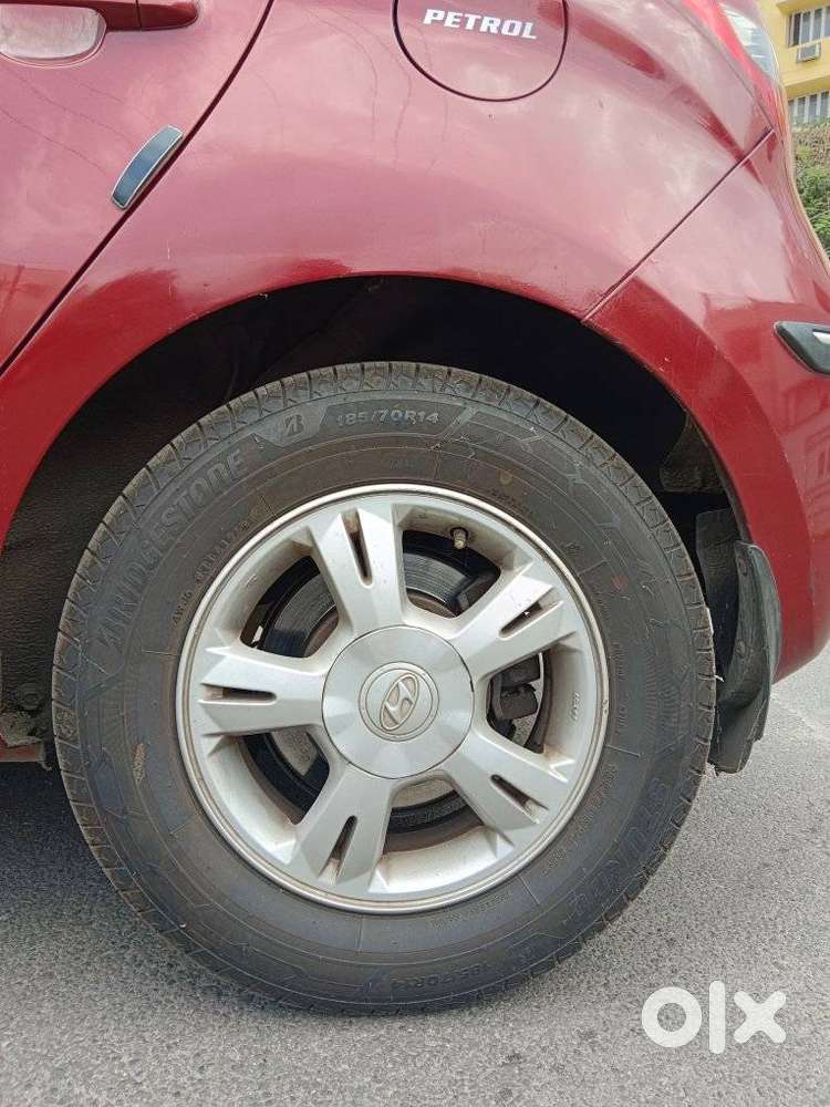 Hyundai I20 1.4 Asta (at), 2011, Petrol