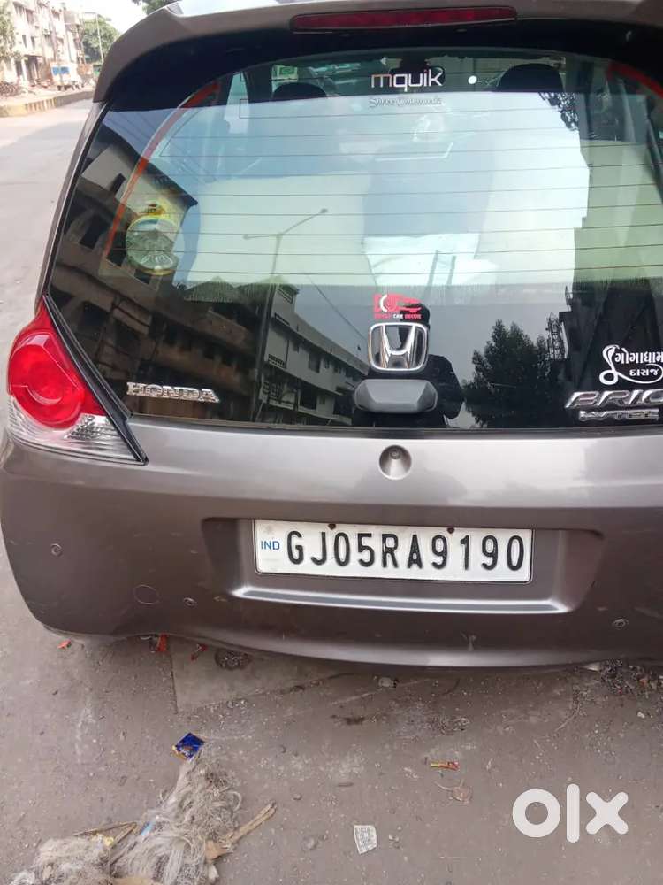 Honda Brio V Automatic 2016