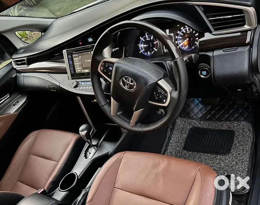 Toyota Innova Crysta 2016 Diesel 47000 Km Driven