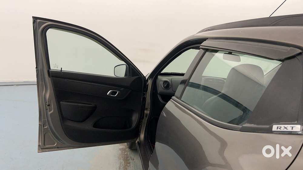 Renault Kwid 2019-ongoing 1.0 Rxt (o), 2018, Petrol