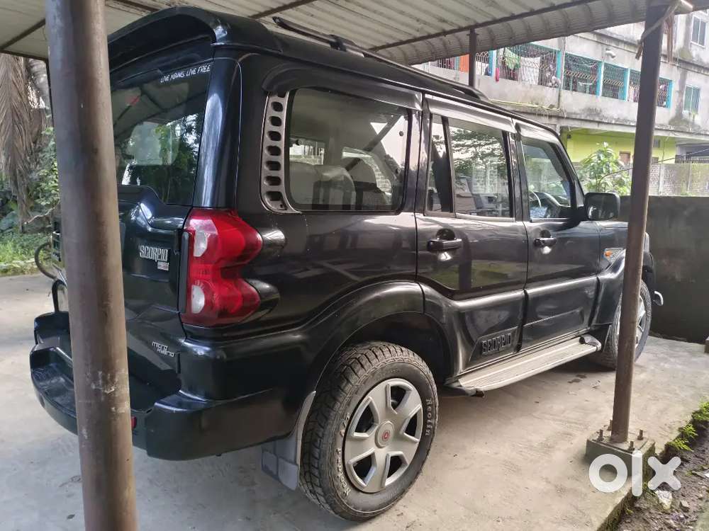 Mahindra Scorpio 2017 Diesel 65216 Km Driven