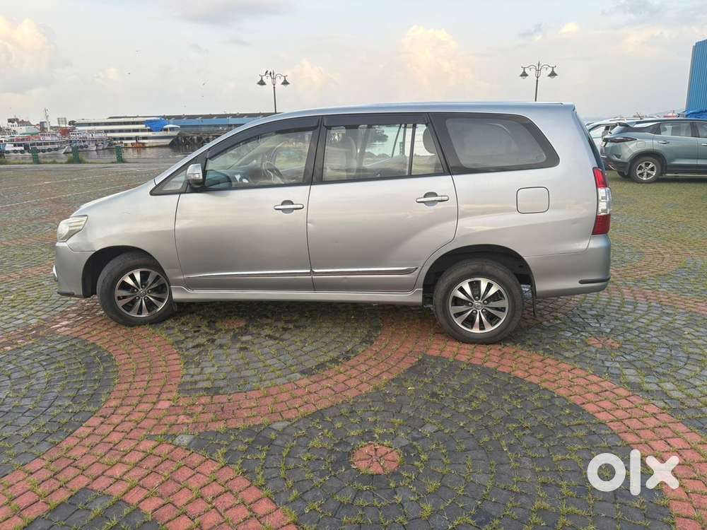 Toyota Innova Diesel Manual 2015 Year