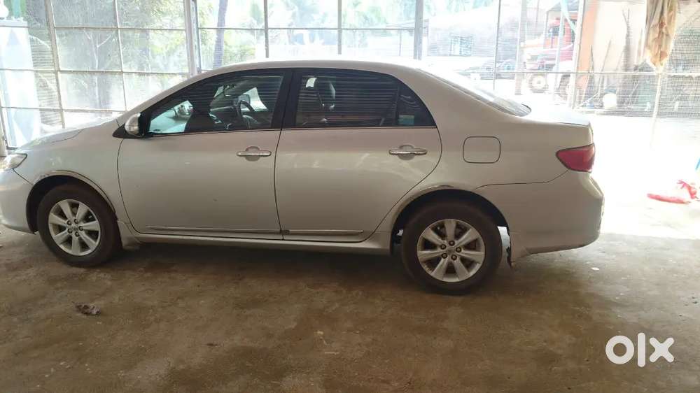 Toyota Corolla Altis 2010