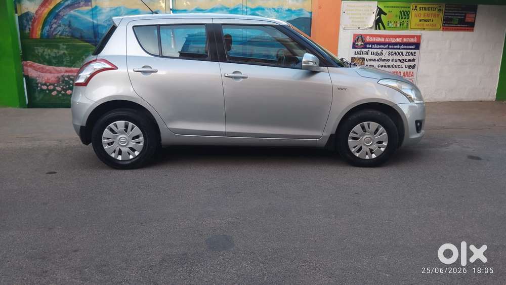 Maruti Suzuki Swift 1.2 Vxi (o), 2013, Petrol