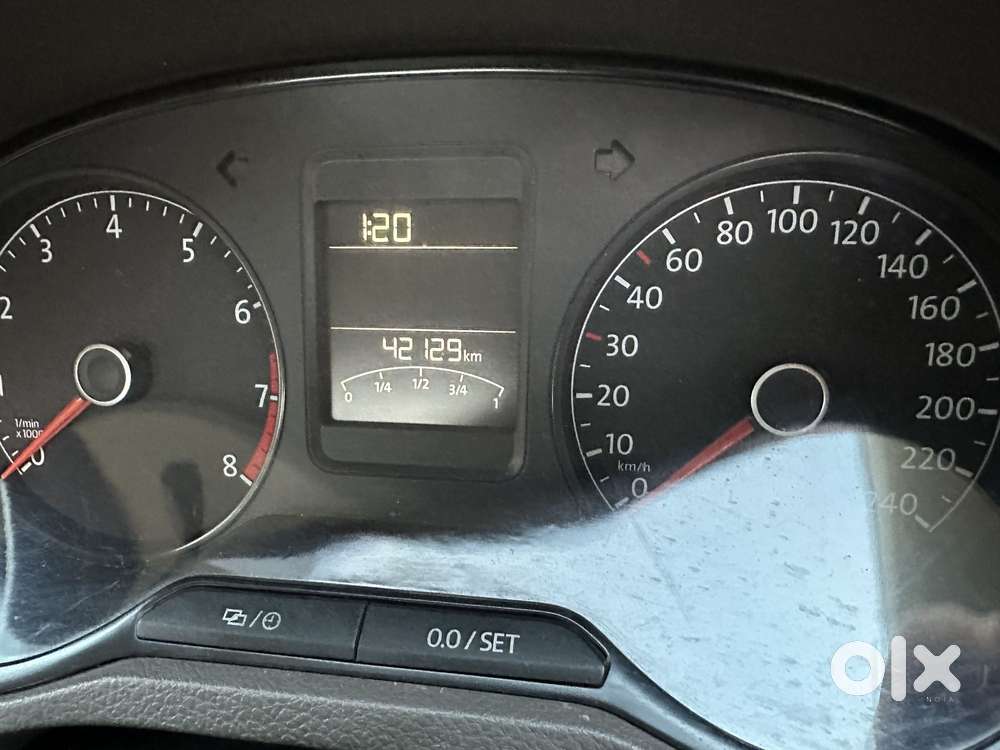 Volkswagen Vento 2010-2013 Petrol Highline, 2016, Petrol