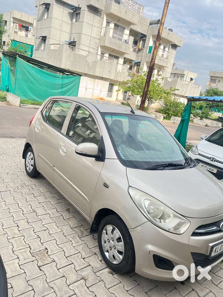 Hyundai I10 Sportz Petrol 2012