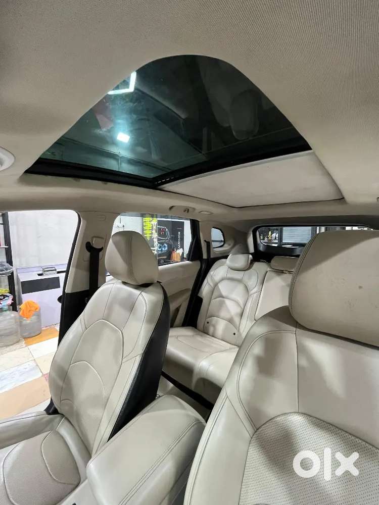 Mg Hector Plus 1.5 Sharp Dct 2021
