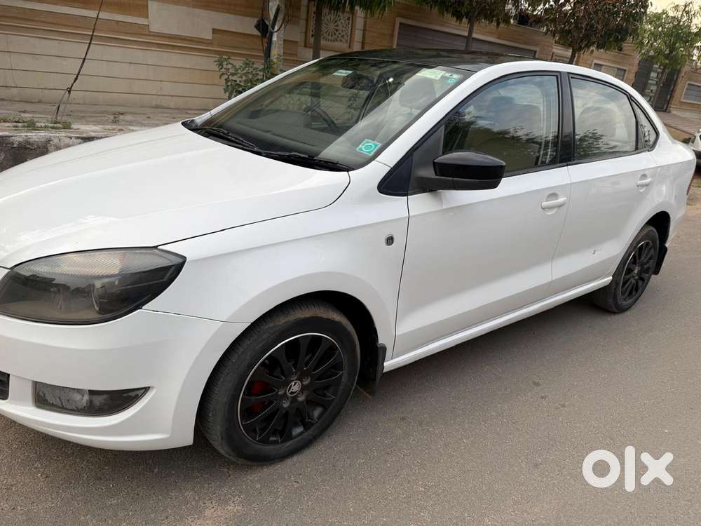 Skoda Rapid Elegance 1.6 Tdi Cr Manual, 2014, Diesel