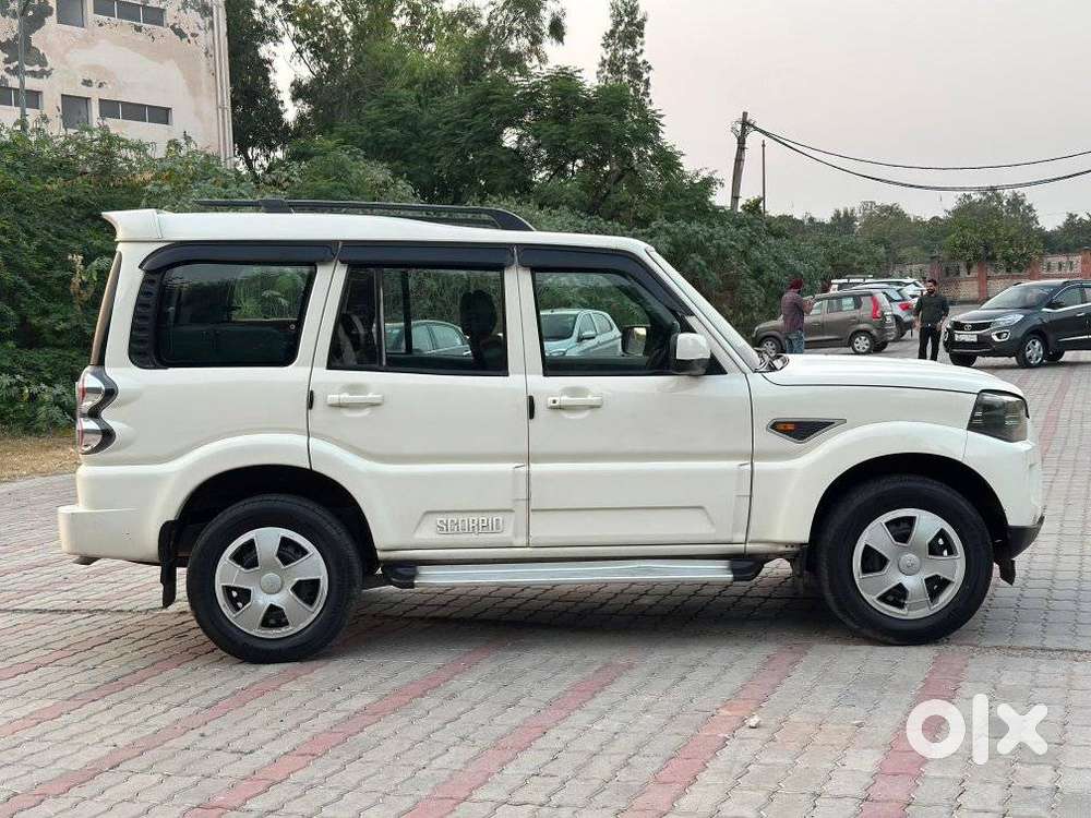 Mahindra Scorpio S4 Plus, 2017, Diesel