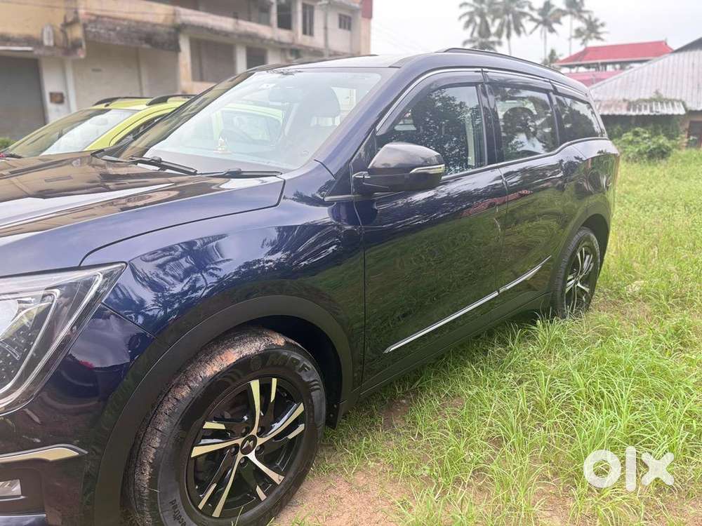 Mahindra Xuv700 2022 Petrol 17000 Km Driven