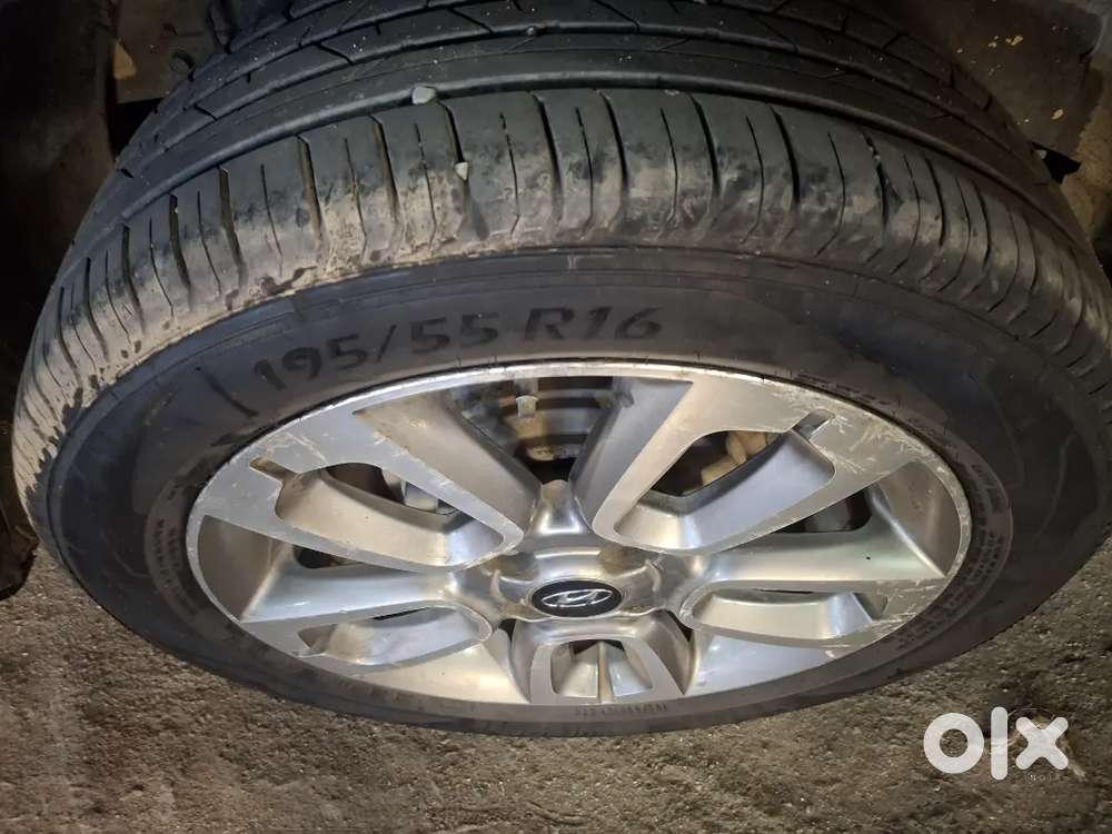 I Am Selling This Car 395000