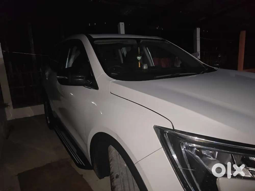 Mahindra Xuv700 2024 Year Car