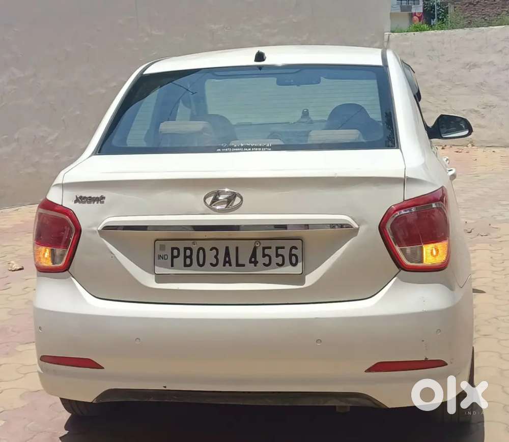 Hyundai Xcent 2015 Diesel Well Maintained