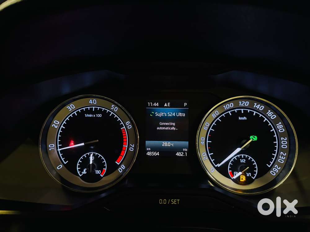Skoda Superb 2.0 Tsi At L&k, 2019, Petrol