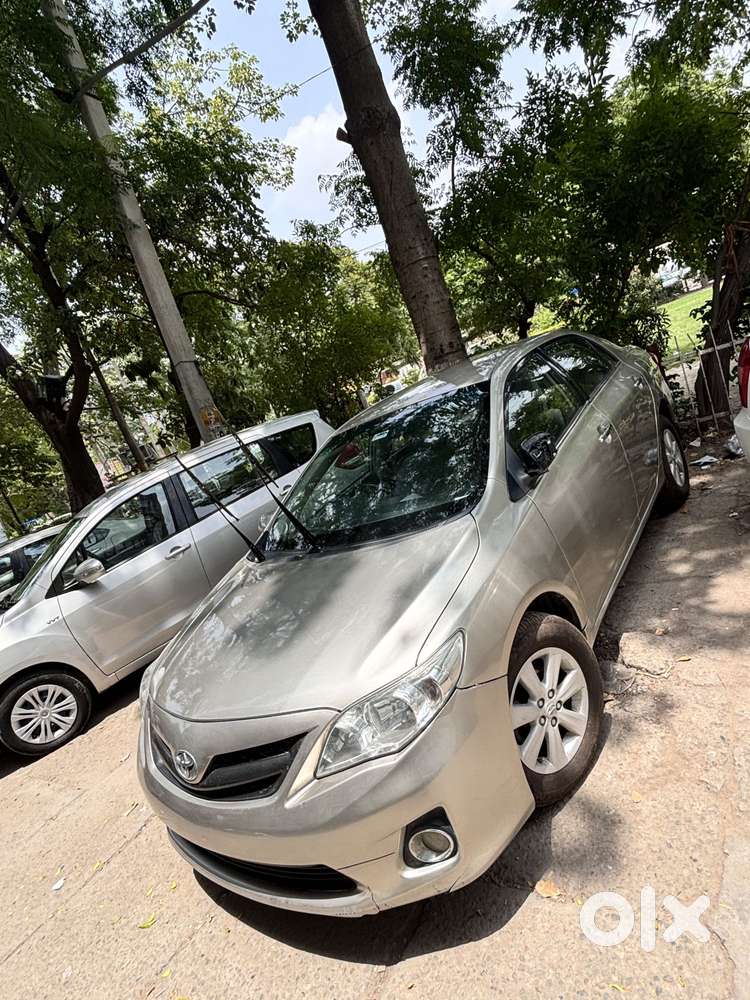 Toyota Corolla Altis G, 2012, Diesel