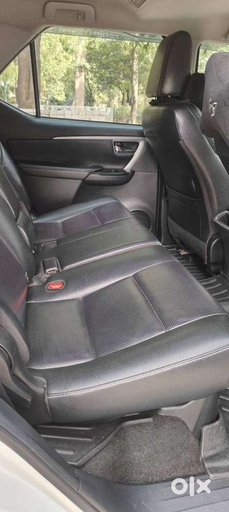 Toyota Fortuner 4x2 At 2.8 Diesel, 2021, Diesel