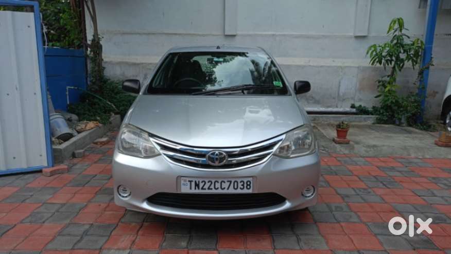 Toyota Etios Liva G, 2012, Petrol