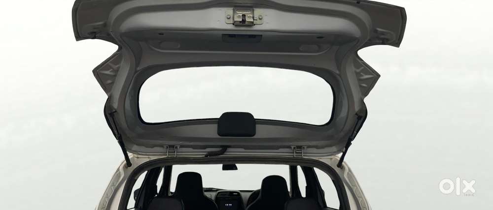 Renault Kwid 2015-2019 1.0 Rxt (o), 2016, Petrol